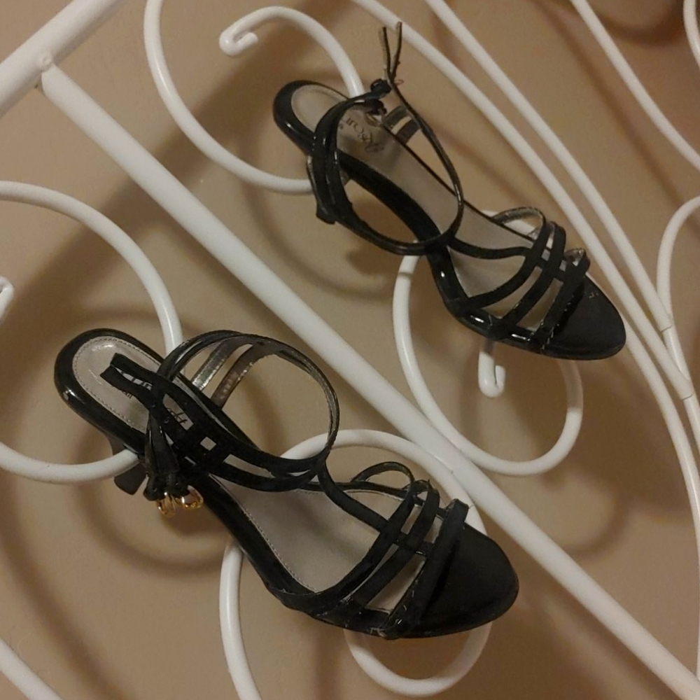 Eurosoft by Sofft Black Patent Leather Sandals